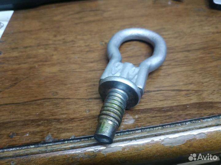 Крюк буксировочный Форд фокус