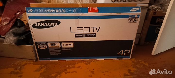 Телевизор samsung series 5 UE42F5000AK