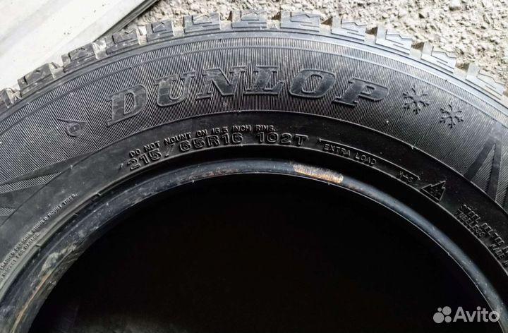 Dunlop Grandtrek Ice 02 215/65 R16 102T