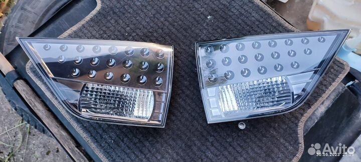 Фонарь задний Mitsubishi Outlander XL