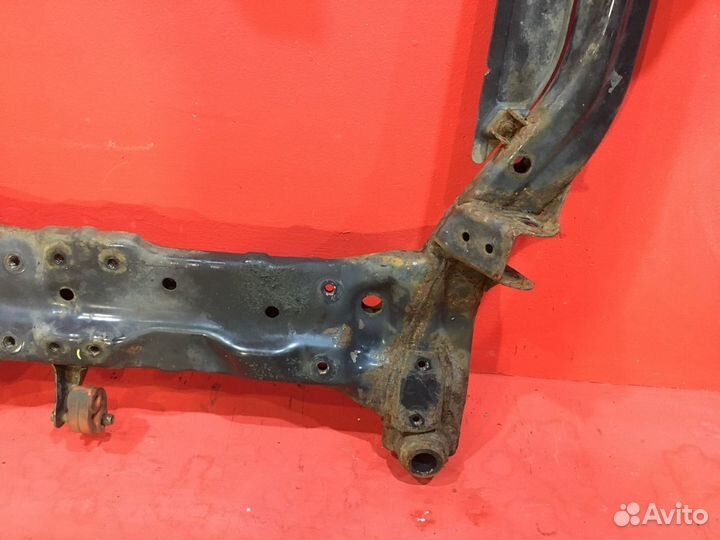 Подрамник передний Kia Ceed хетчбэк G4FA 1.4L 1396