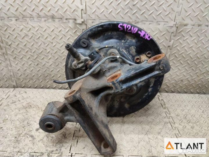 Ступица задняя правая toyota caldina