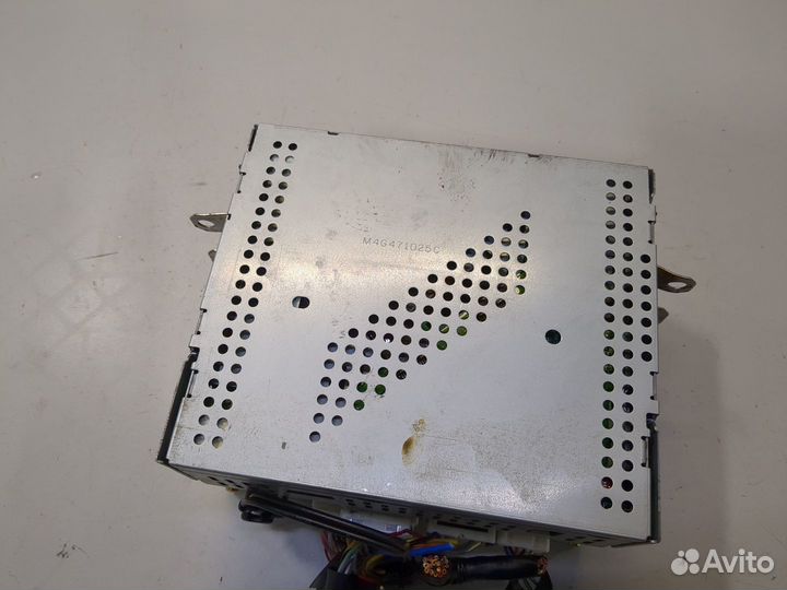 Магнитола Infiniti QX56, 2004