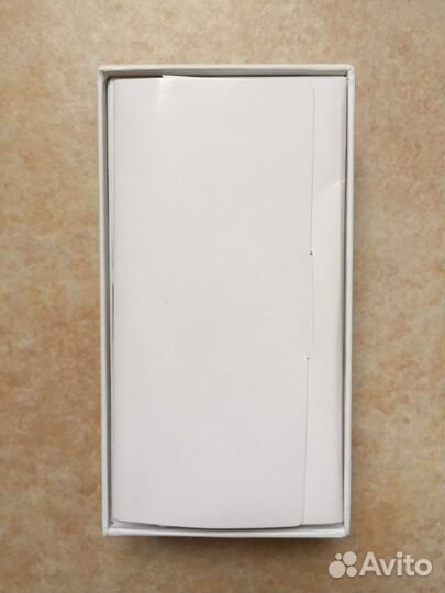 Коробка от iPhone 5s