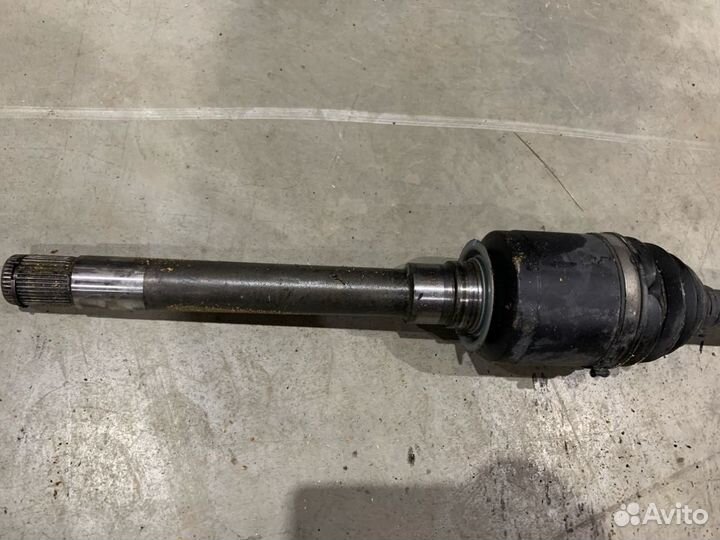 Привод передний правый Mercedes-Benz M-Class W164