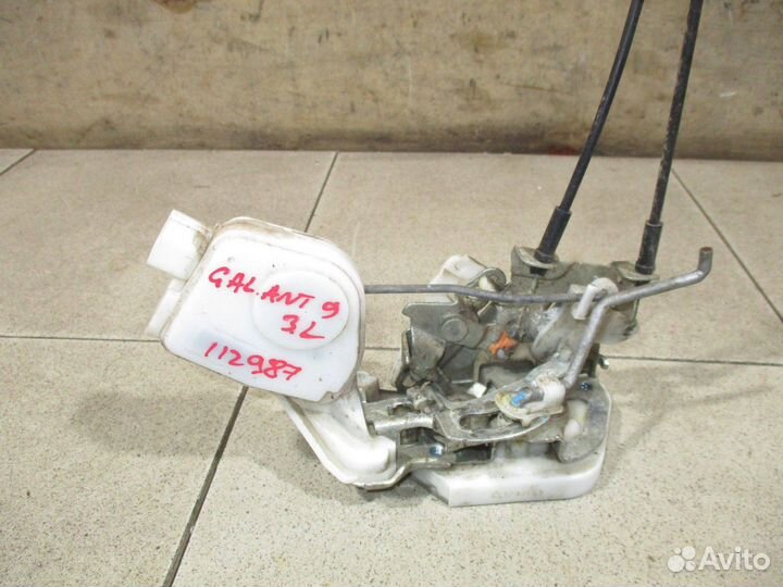 Замок двери задней левой Mitsubishi Galant 9