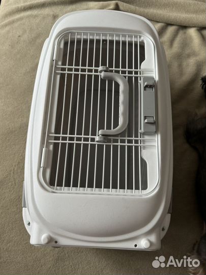 Переноска для кошек и собак