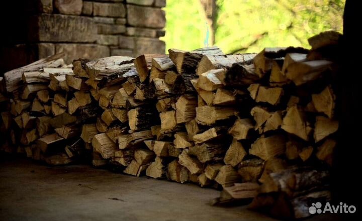 Наколотые дрова