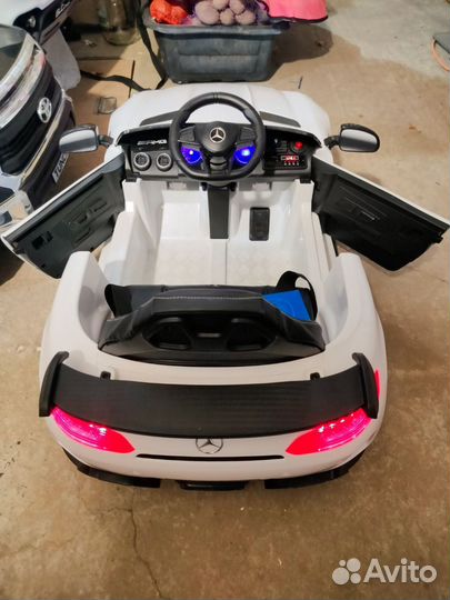 Детский электромобиль