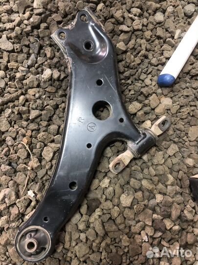 Рычаги передней подвески для Toyota Highlander