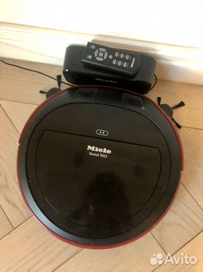 Робот пылесос Miele Scout RX2