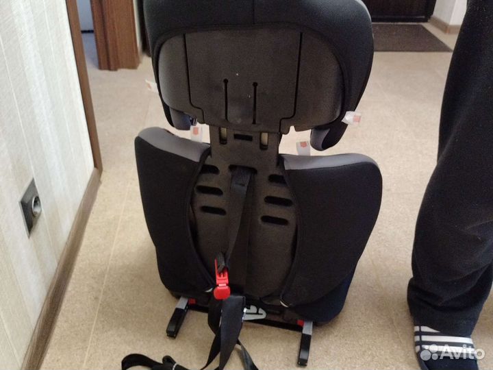 Автокресло система изофикс