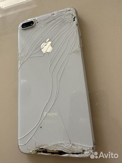 Телефон iPhone 8 plus