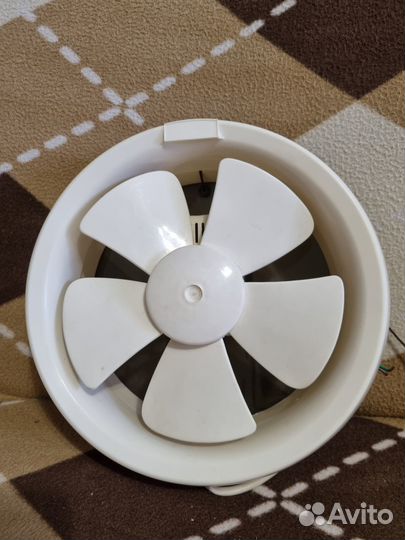 Вентилятор вытяжной