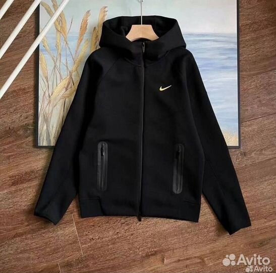 Зипка Nike Nocta