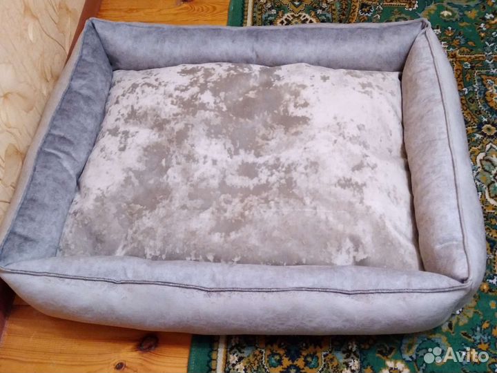 Лежанки для крупных собак