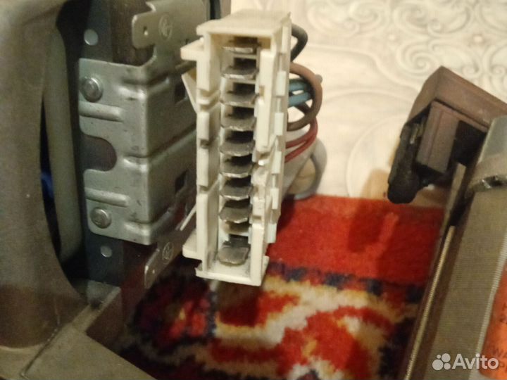 Двигататель стиральной машины