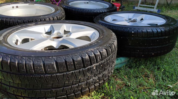 Habilead SnowShoes AW33 215/55 R17