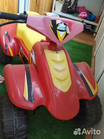 Детский квадроцикл на аккумуляторе