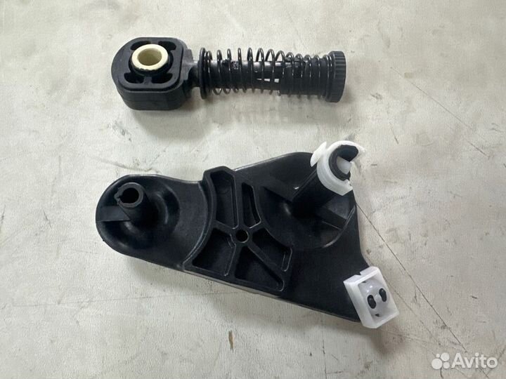 Рычаг тяга кпп кулисы механизм Поло Шкода