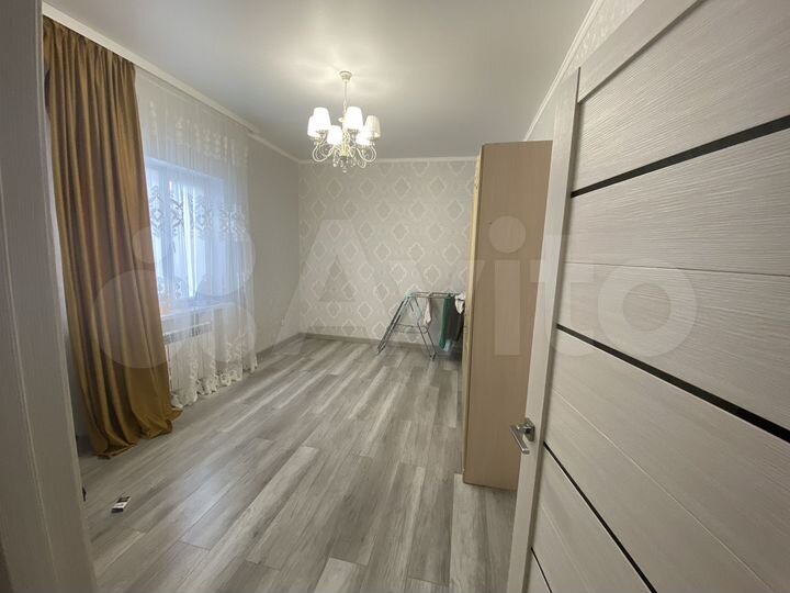 Коттедж 160 м² на участке 3 сот.