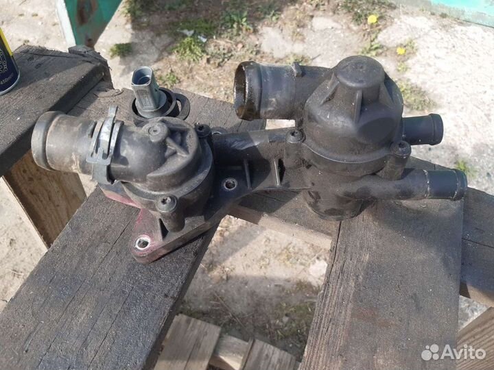 Термостат VAG saxa 1.4 TSI