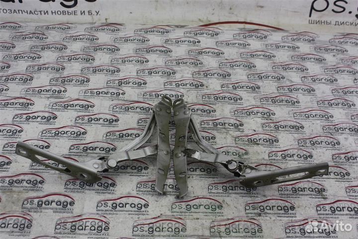 Петли крышки багажника комплект Opel Astra H