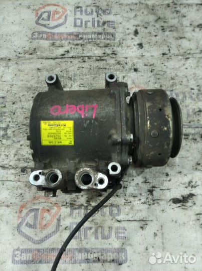 Компрессор кондиционера Mitsubishi Libero