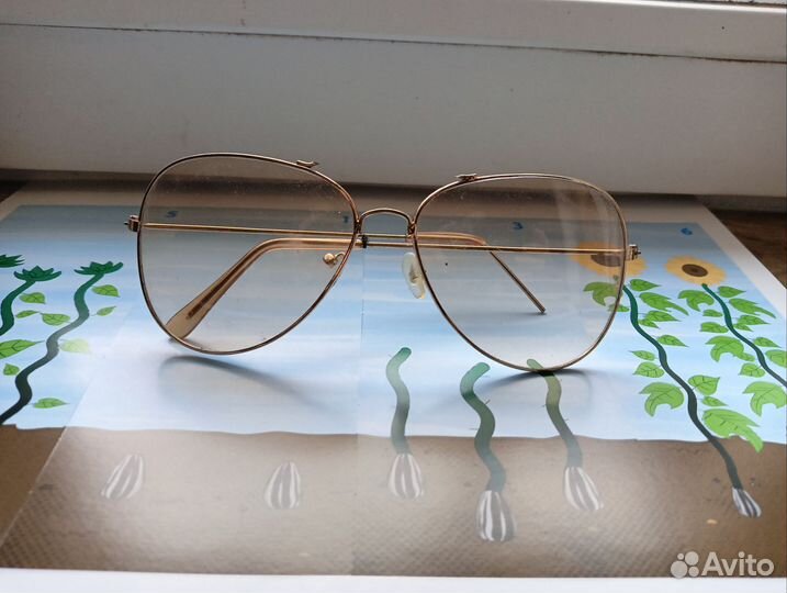 Солнцезащитные очки