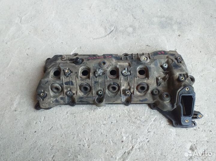 Клапанная крышка Toyota Land Cruiser 200 4.5