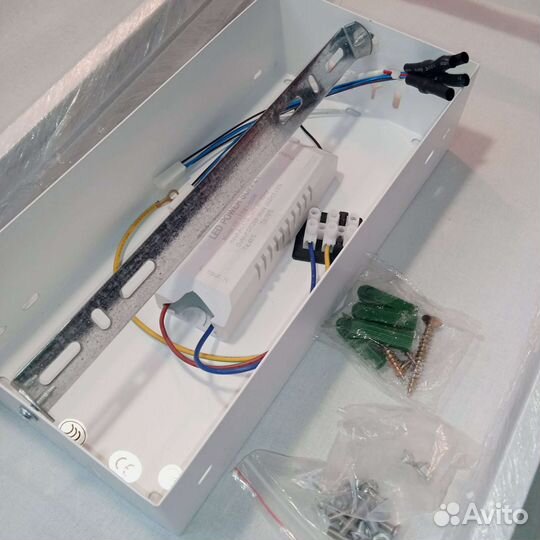 Светильник потолочный новый