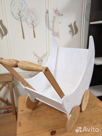 Деревянная коляска для кукол