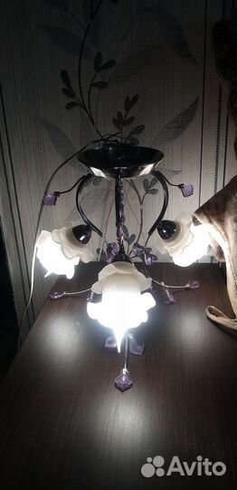 Люстра потолочная с лампочками