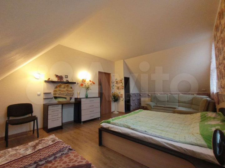 Комната 40 м² в 3-к., 2/4 эт.