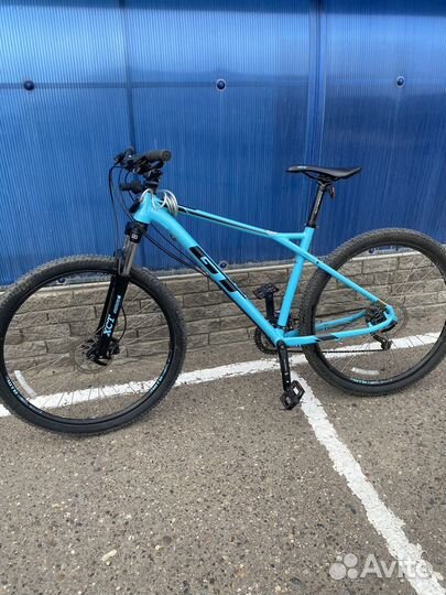 Велосипед GT L- рама на 29 колесах MTB горный