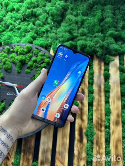 Смартфон Tecno Spark Go 2022 3/32GB