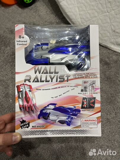 Гравитационная машинка на пульте управления