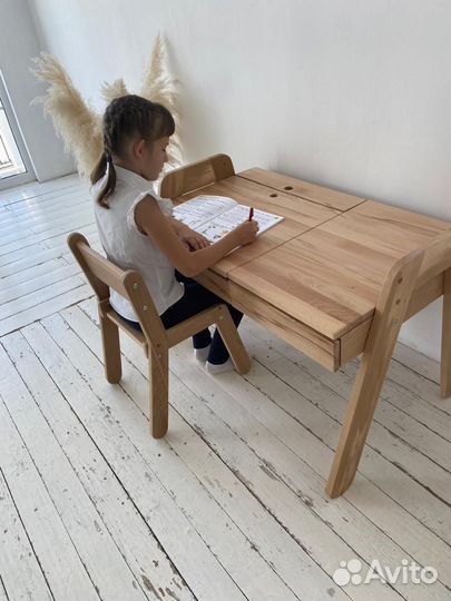 Стол парта растущая с наклоняемой столешницей