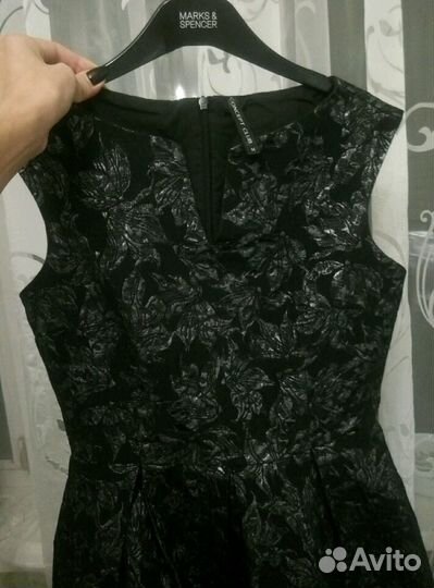 Нарядное платье