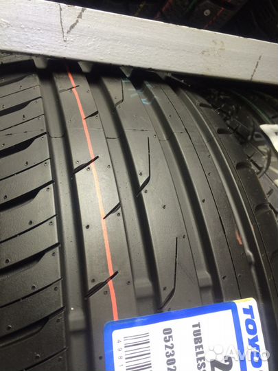 Toyo Proxes CF2 235/45 R17