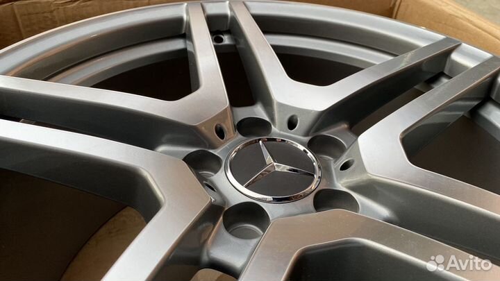 Диски новые 18 дюймов разноширокие 5/112