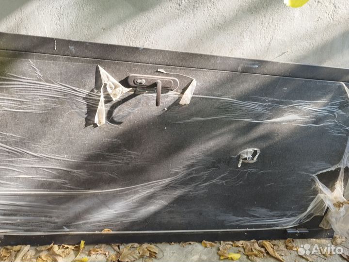 Дверь входная металлическая новая