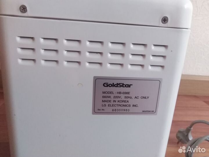 Продается хлебопечка