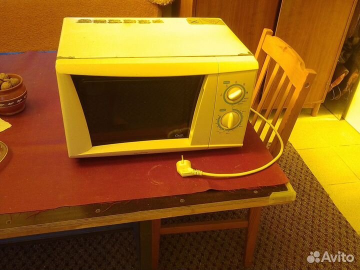 Микроволновая печь Elenberg