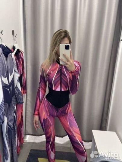 Комбинезон спортивный