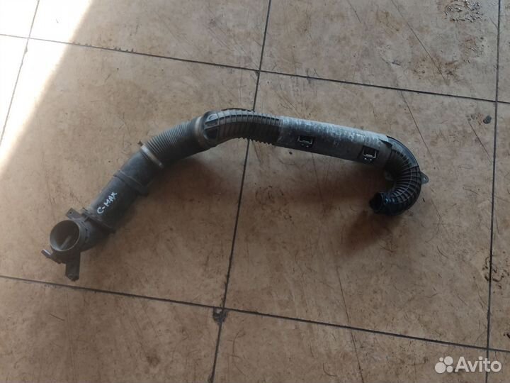 Патрубок воздушного фильтра C-MAX, Kuga 1