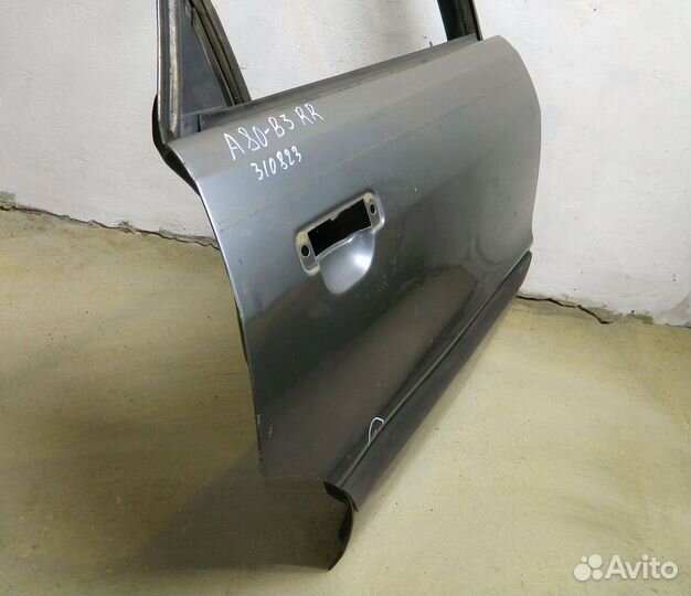 Дверь задняя правая Audi 80 B3