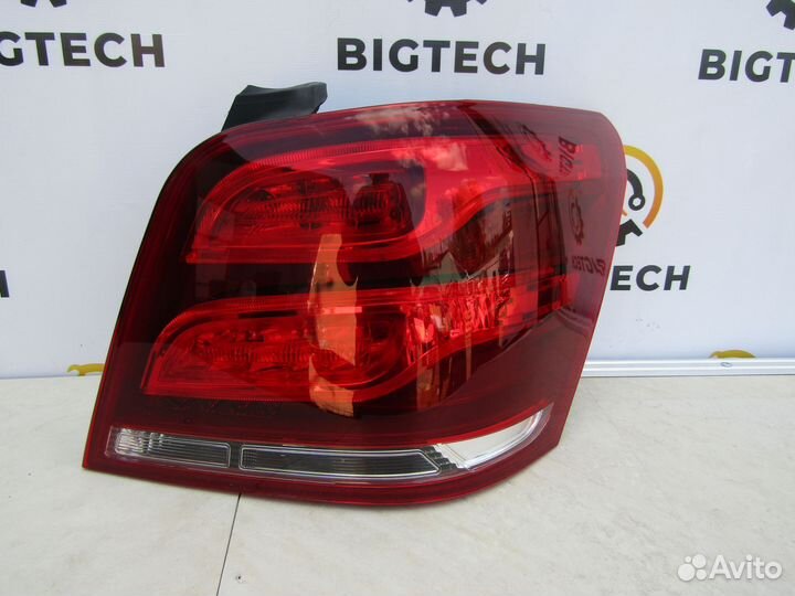 Фонарь задний правый Glk X204 A2049060257
