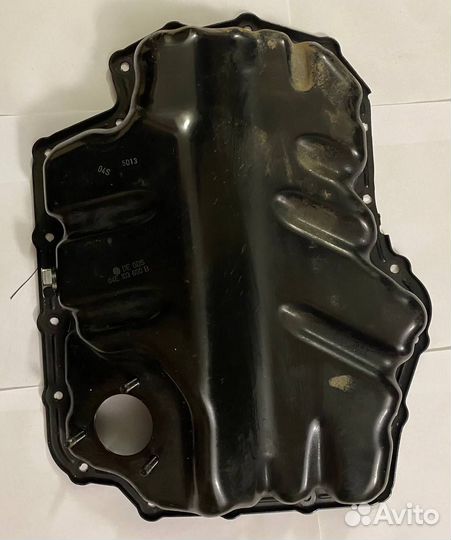 Поддон двигателя Volkswagen 04E103600B бу