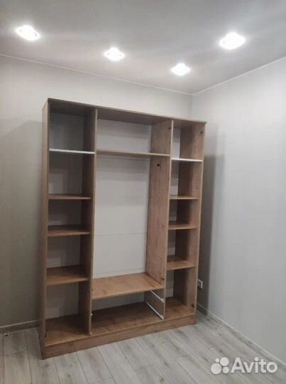 Шкаф распашной